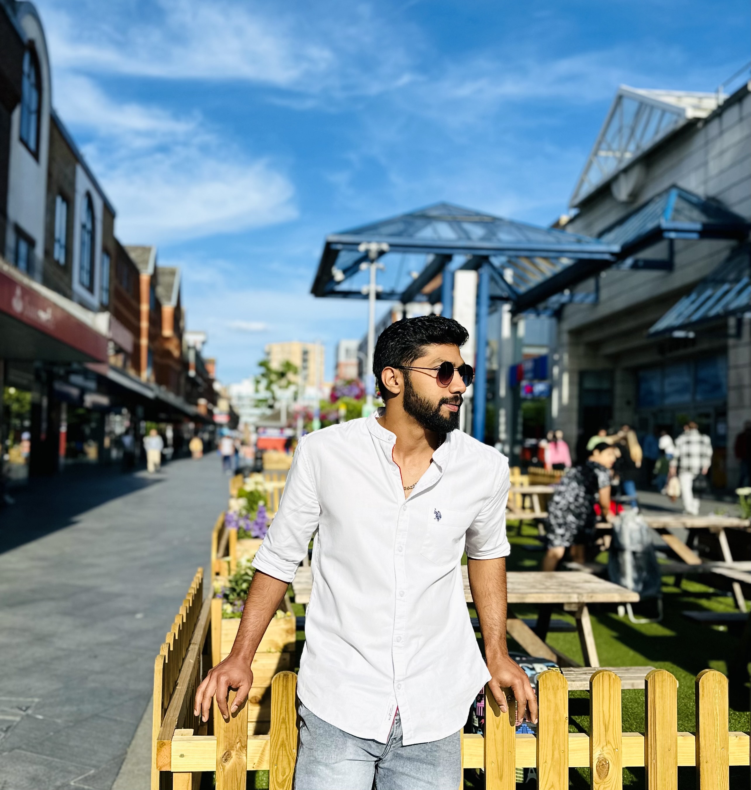 Supervisor / Store Manager Matrimony Groom, customer reference - UK2023136864 Supervisor / Store Manager Matrimony Groom, customer reference - UK2023136864